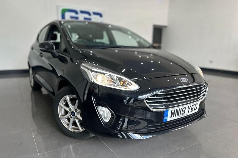 Black Used 2019 Ford Fiesta Zetec Hatchback | £6,695 (Good price) - Image 1/1
