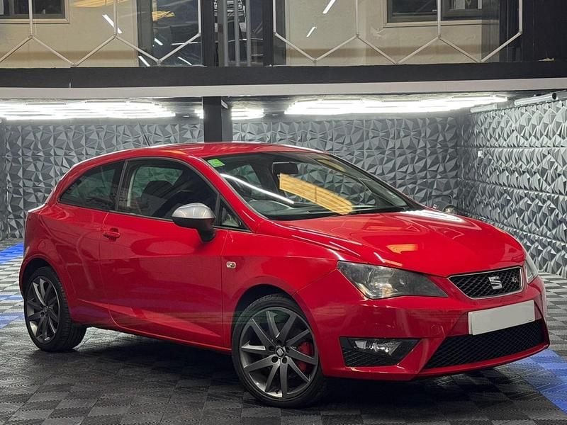 Red Used 2014 Seat Ibiza FR Coupe | £4,495 (Good price) - Image 1/4