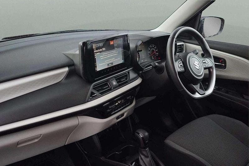 Used Suzuki Swift 82 HP (60 kW) 2025 Red Hatchback