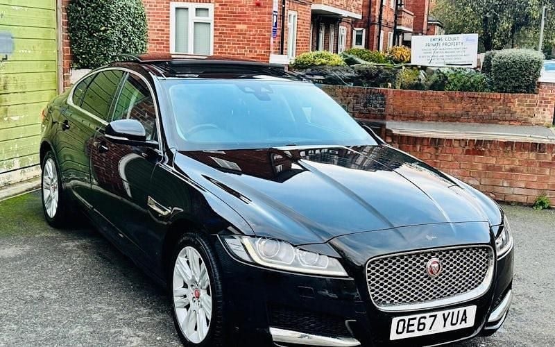 Used Jaguar XF Portfolio 241 HP (177 kW) 2020 Sedan