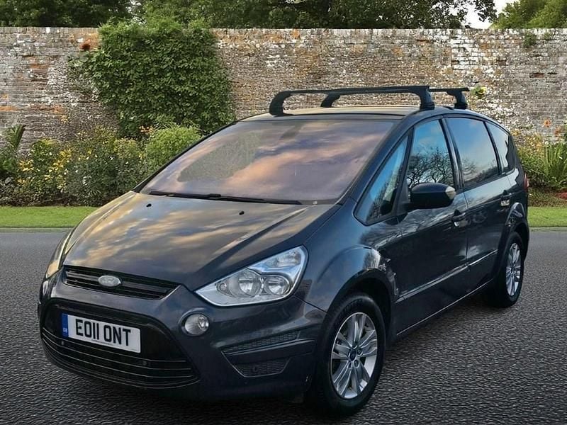 Used Ford S-MAX Zetec 115 HP (84 kW) 2011 Blue MPV