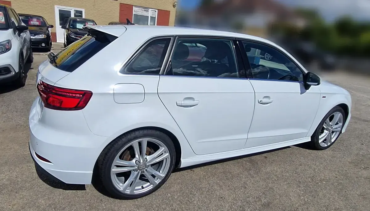 Used Audi A3 S-Line 150 HP (110 kW) 2019 White Sedan