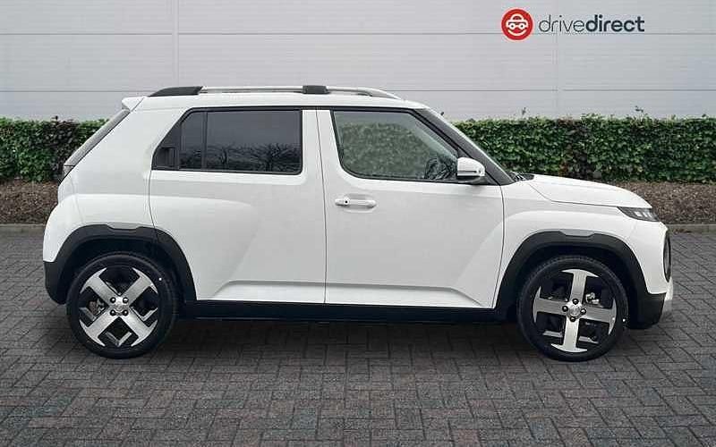 New Hyundai Inster 85 kW (116 HP) 2025 White Hatchback