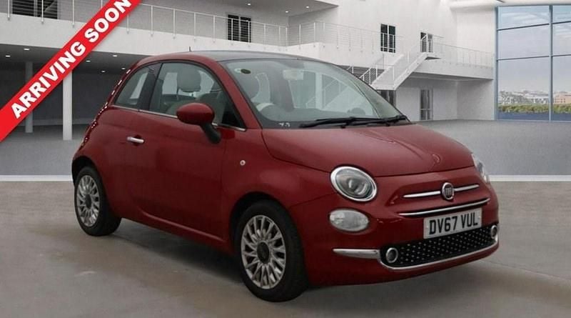 Red Used 2017 Fiat 500 Lounge Hatchback | £10,300 (Fair price) - Image 1/4
