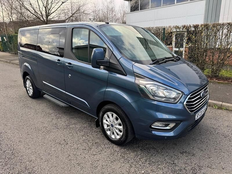 Used Ford Tourneo Titanium 130 HP (95 kW) 2020 Blue MPV