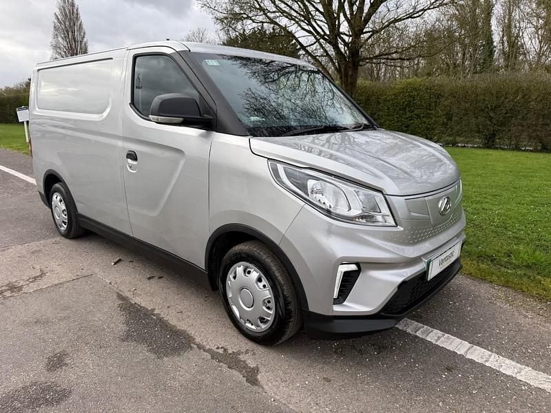 Used Maxus eDeliver 3 89 kW (122 HP) 2022 White Van