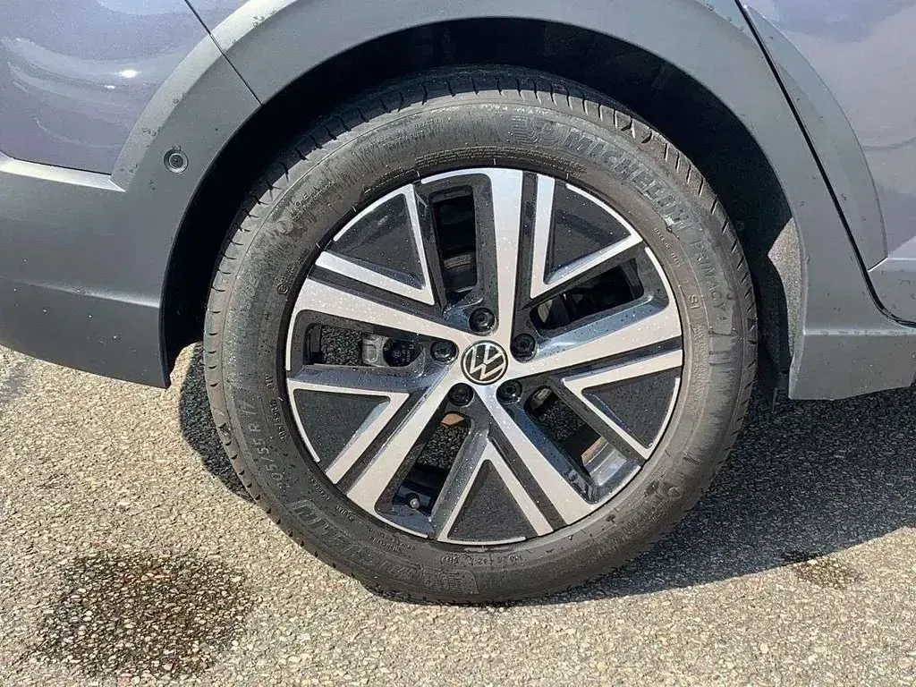 Used VW Taigo Style 110 HP (80 kW) 2023 Grey SUV