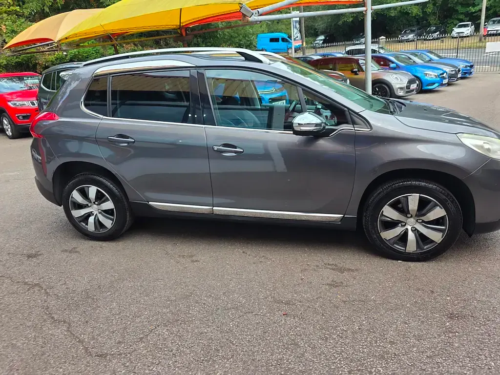 Used Peugeot 2008 Allure 90 HP (66 kW) 2014 Grey SUV