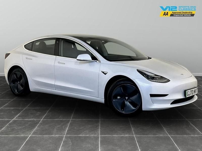 White Used 2020 Tesla Model 3 Standard Range Sedan | £15,995 (Good price) - Image 1/2
