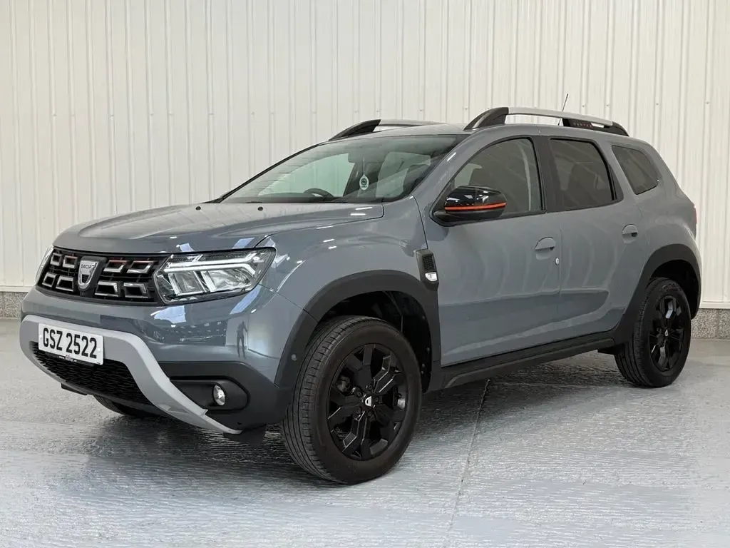 Used Dacia Duster Extreme 100 HP (73 kW) 2022 Grey SUV