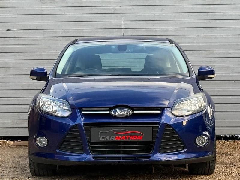 Used Ford Focus Titanium 2013 Blue Hatchback