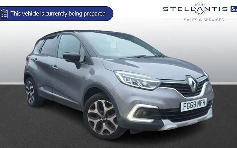 Used 2019 Renault Captur GT-Line SUV | £11,408 (Fair price) - Image 1/1