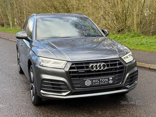 Begagnad Audi Q5 Black Edition 190 HK (139 kW) 2020 Grå SUV