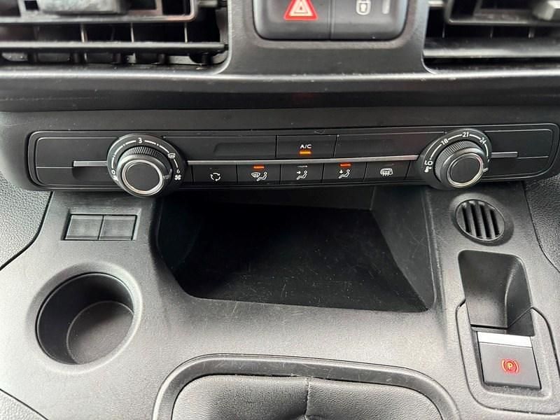 Used Peugeot Partner Premium 131 HP (96 kW) 2024 White MPV