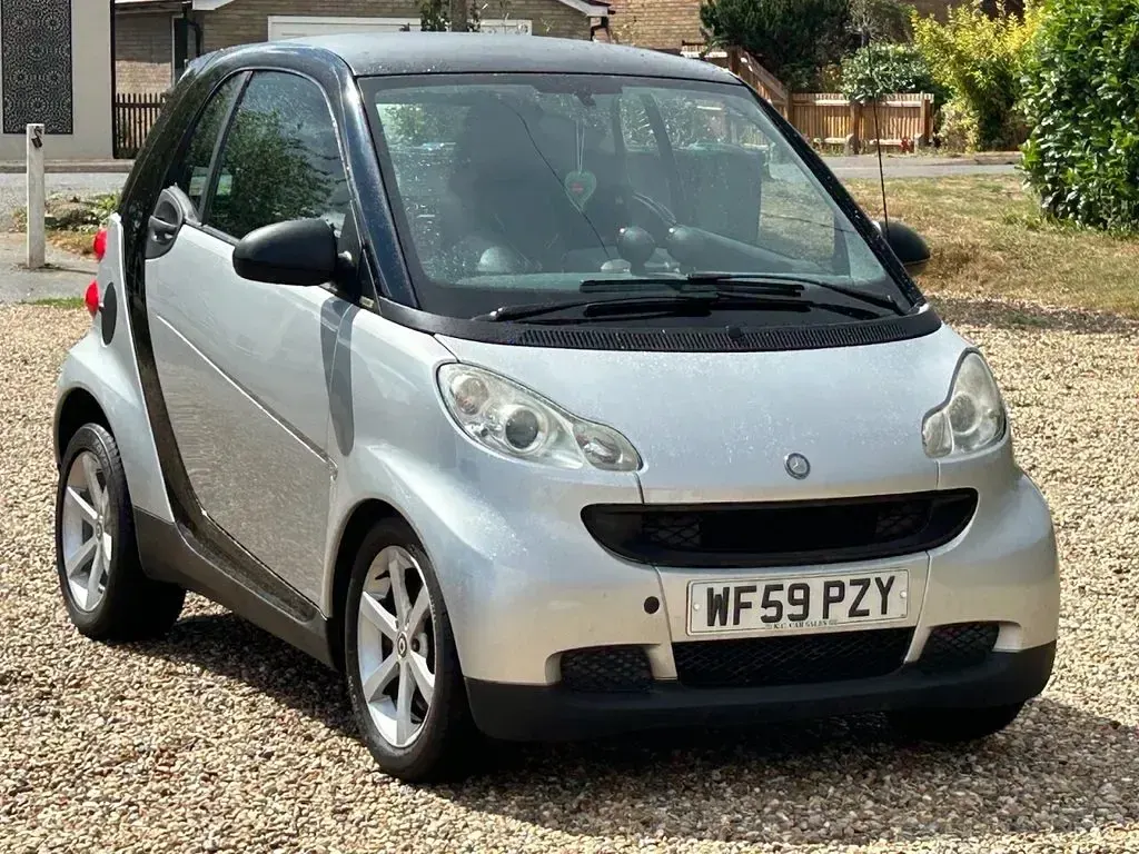 Used Smart ForTwo Coupé Pulse 71 HP (52 kW) 2009 Silver Coupe
