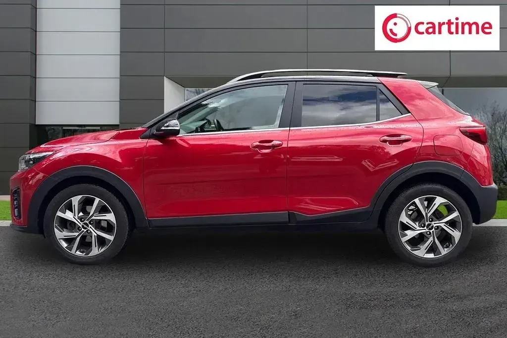 Used Kia Stonic GT-Line S 118 HP (86 kW) 2022 Red SUV