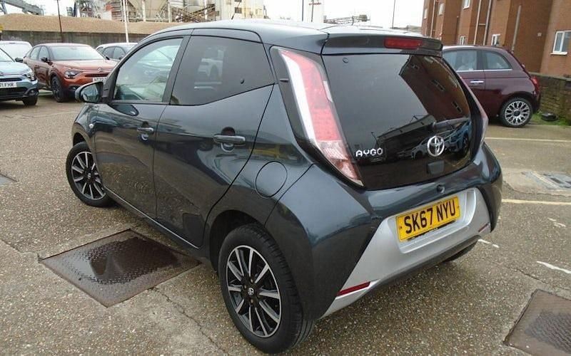 Used Toyota Aygo x-style 69 HP (50 kW) 2017 Grey Hatchback