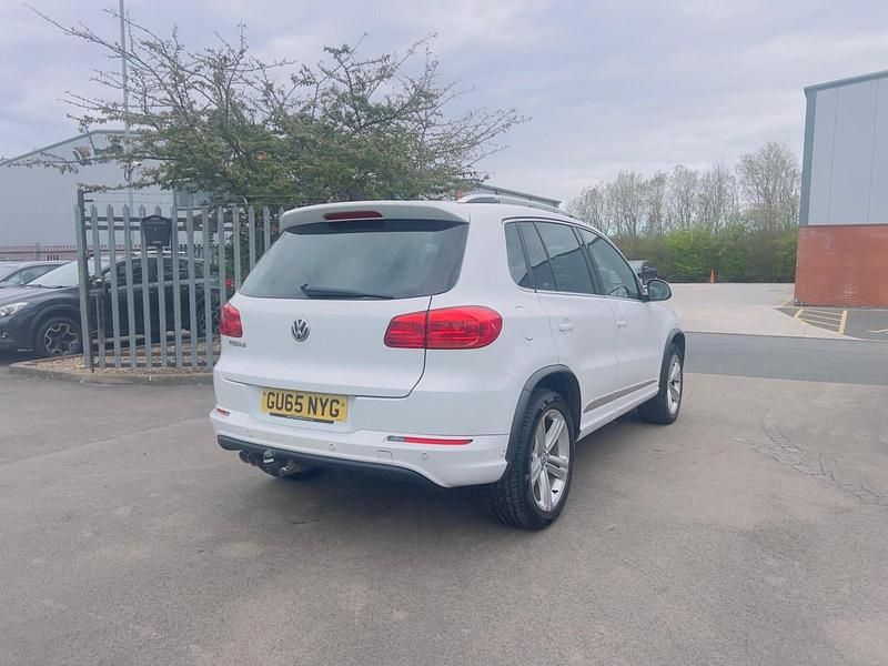 Used VW Tiguan R-line 184 HP (135 kW) 2015 White SUV