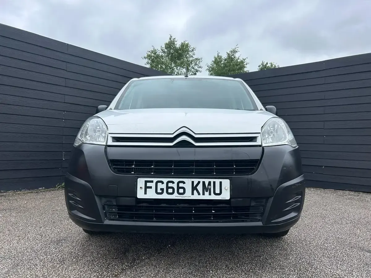 Used Citroën e-Berlingo 75 HP (55 kW) 2016 White