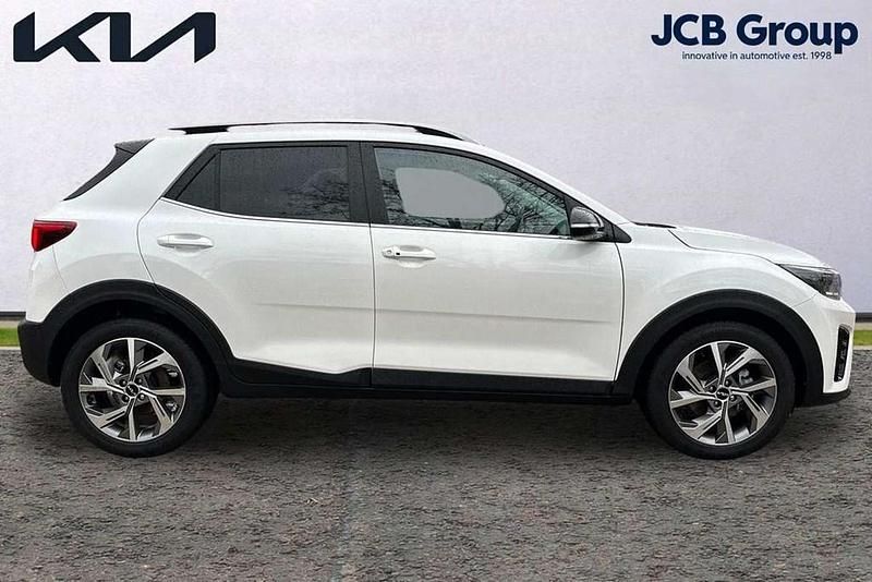 Used Kia Stonic GT-Line S 100 HP (73 kW) 2025 White SUV