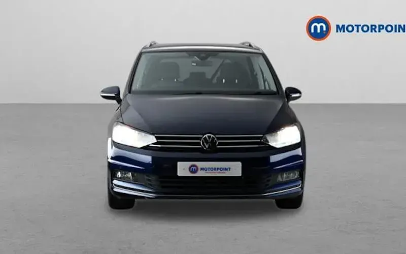 Used VW Touran SEL 150 HP (110 kW) 2025 MPV