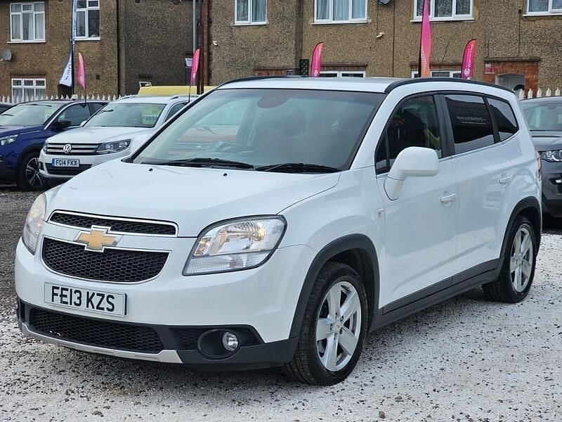 Used Chevrolet Orlando LTZ 160 HP (117 kW) 2013 White MPV