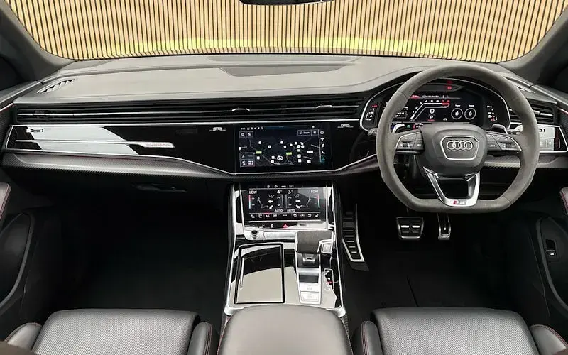 Used Audi Q8 Advanced 600 HP (441 kW) 2023 Grey SUV