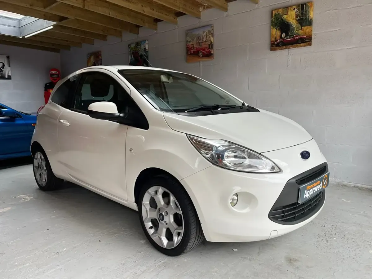 Usado Ford Ka Zetec 2015 Branco Citadino