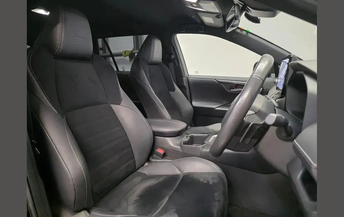 Used Toyota RAV4 Hybrid Sport 301 HP (221 kW) 2024 Black SUV
