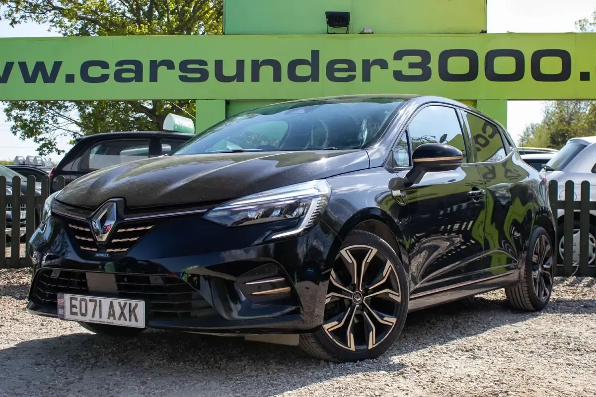 Used Renault Clio SE 90 HP (66 kW) 2021 Black Hatchback