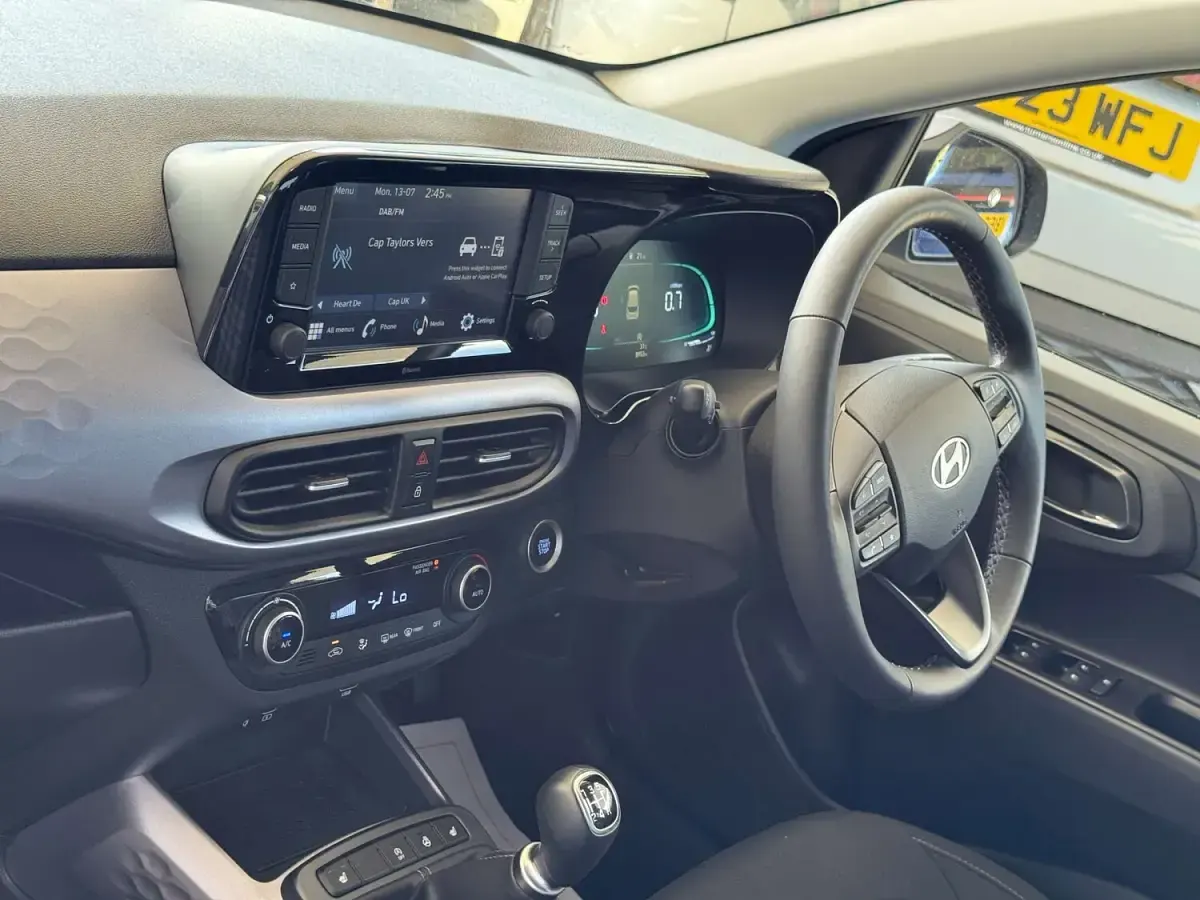 Used Hyundai i10 Premium 2024 Blue Hatchback
