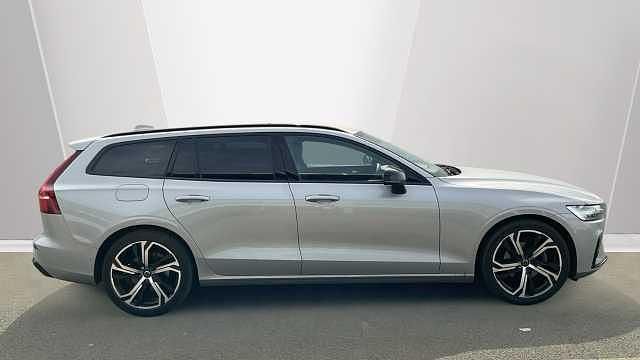 Used Volvo V60 Plus 194 HP (142 kW) 2025 Estate