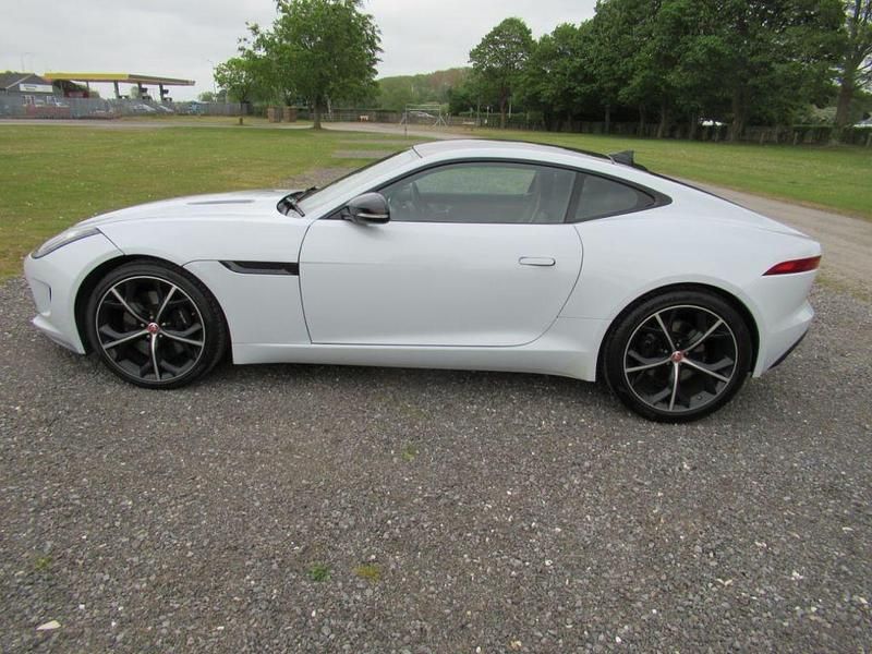 Used Jaguar F-Type Supercharged 2015 Yulong white Coupe