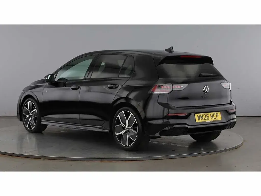 Used VW Golf VIII 150 HP (110 kW) 2026