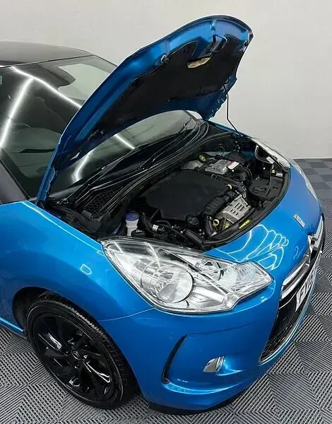 Used Citroën DS3 PureTech 2015 Blue Hatchback