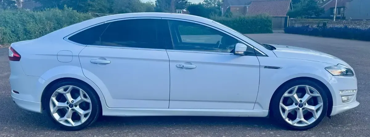 Używany Ford Mondeo Titanium X 2014 Biały Hatchback