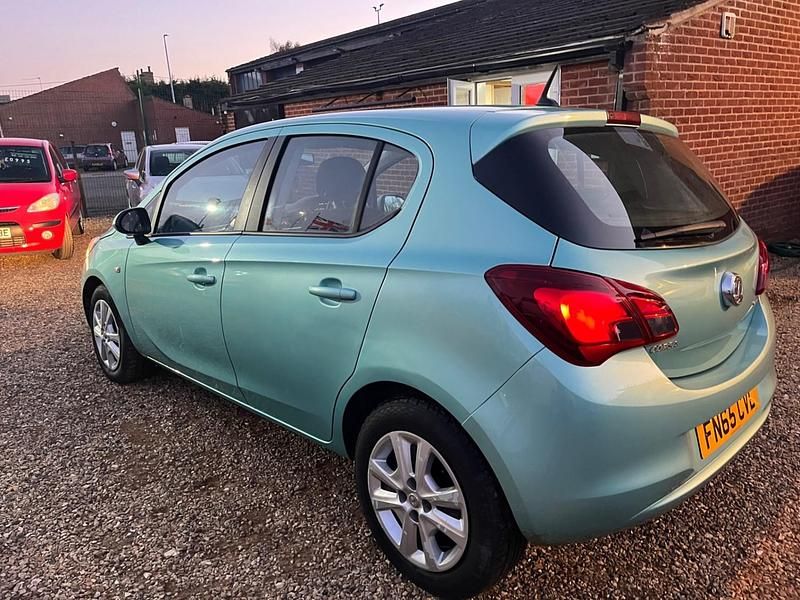 Used Vauxhall Corsa Design Edition 2015 Green Hatchback