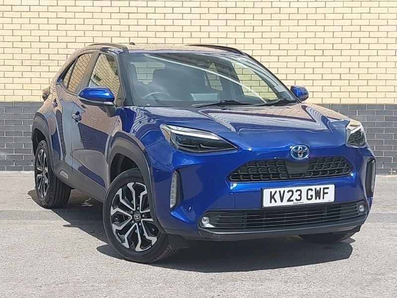 Blue Used 2023 Toyota Yaris Hybrid Design Estate | £20,298 (Fair price) - Image 1/4