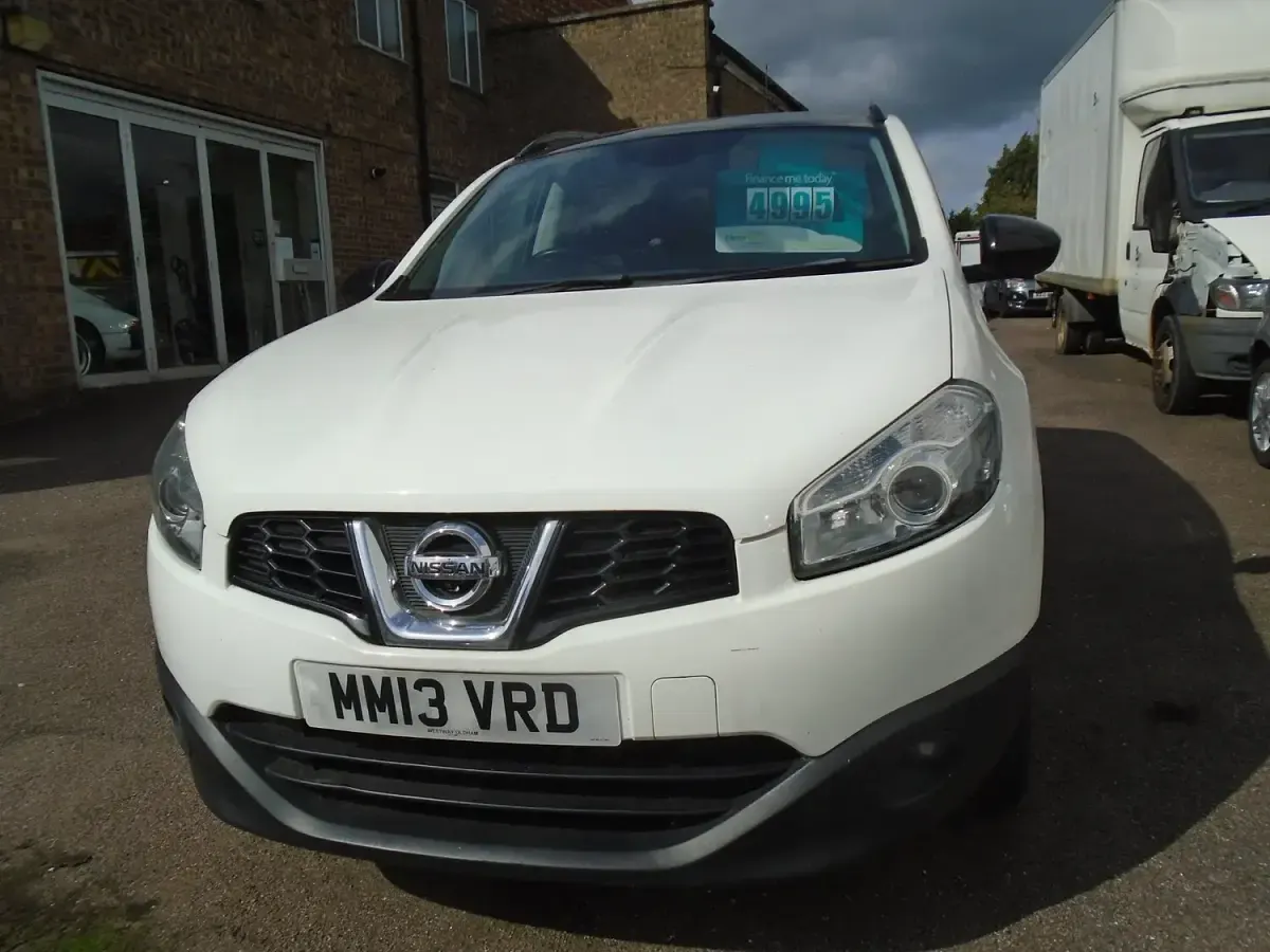 Used Nissan Qashqai +2 360º 110 HP (80 kW) 2013 White SUV