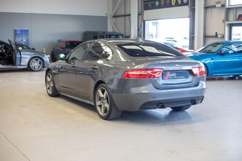 Used Jaguar XE R-Sport 240 HP (176 kW) 2016 Grey Sedan