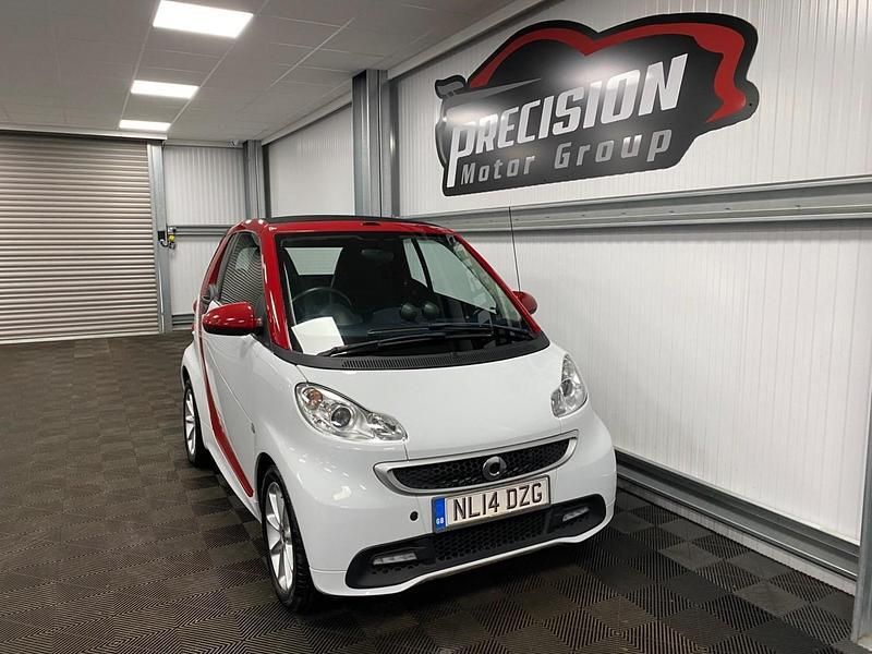 White Used 2014 Smart ForTwo Cabrio Passion Cabriolet | £4,995 (Fair price) - Image 1/4