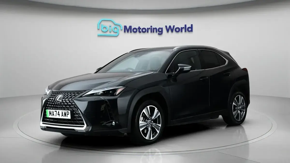 Used Lexus UX 300e 150 kW (204 HP) 2024 Black SUV