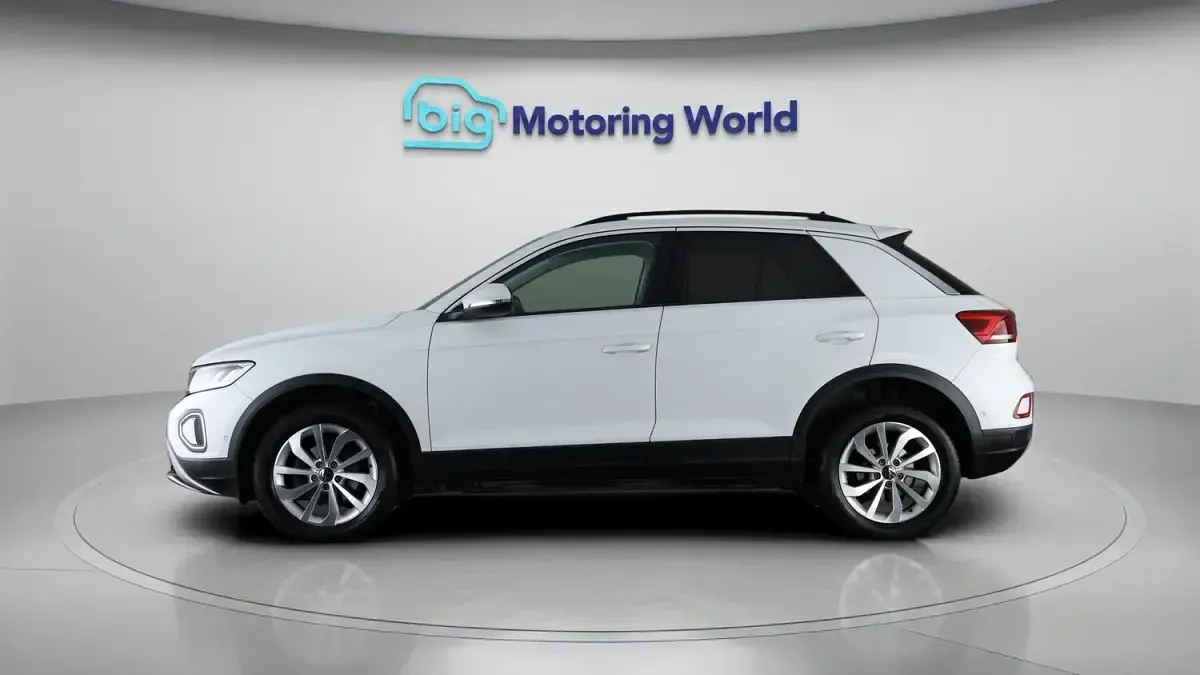 Used VW T-Roc Match 2024 White SUV