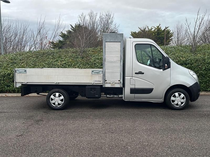 Used Vauxhall Movano 130 HP (95 kW) 2019 Silver MPV