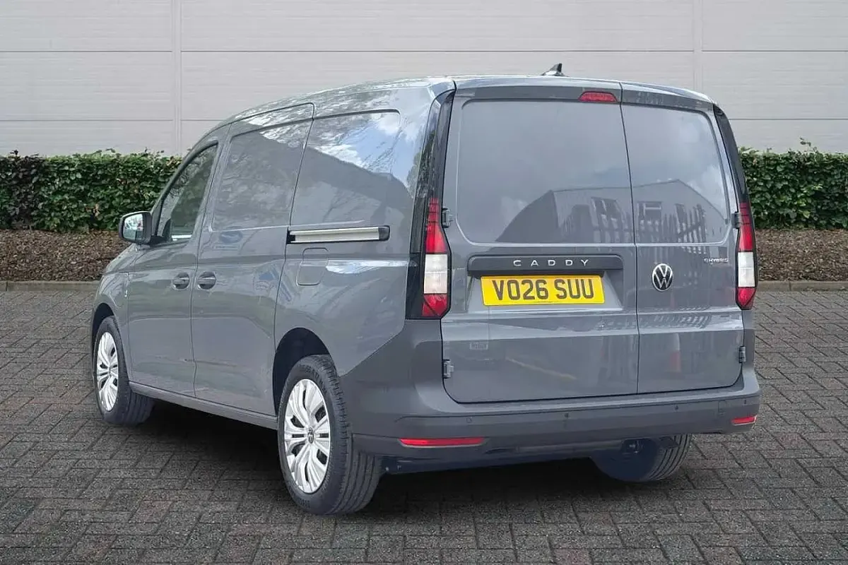 Used VW Caddy Maxi 150 HP (110 kW) 2026 Grey MPV