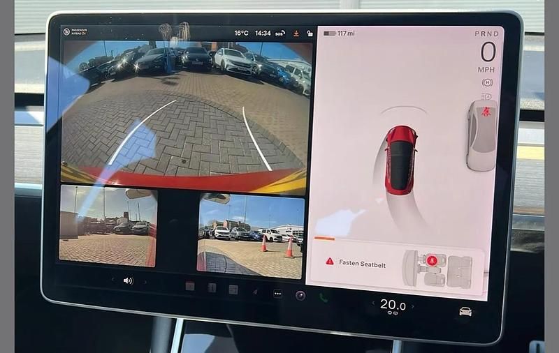 Używany Tesla Model 3 Performance 461 kW (627 KM) 2020 Czerwony Sedan/Limuzyna