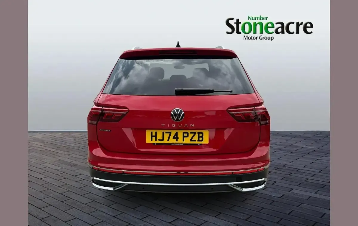Used VW Tiguan Allspace Elegance 150 HP (110 kW) 2024 Red SUV