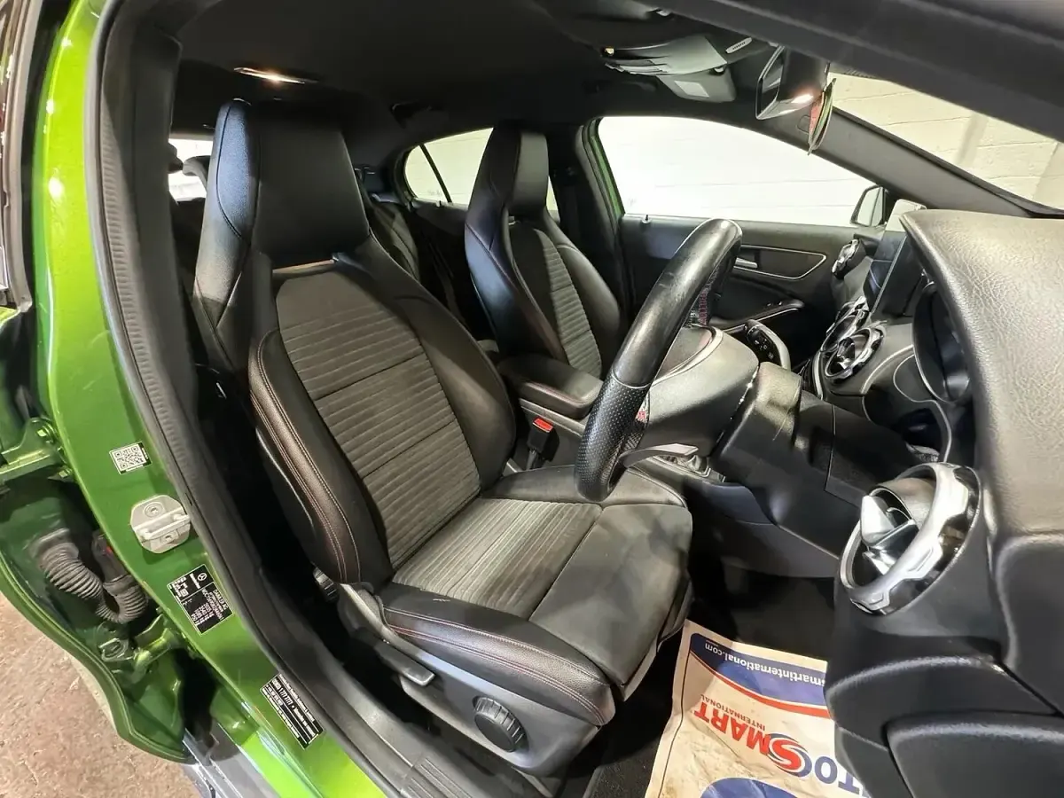 Used Mercedes GLA200 AMG line 2017 Green SUV