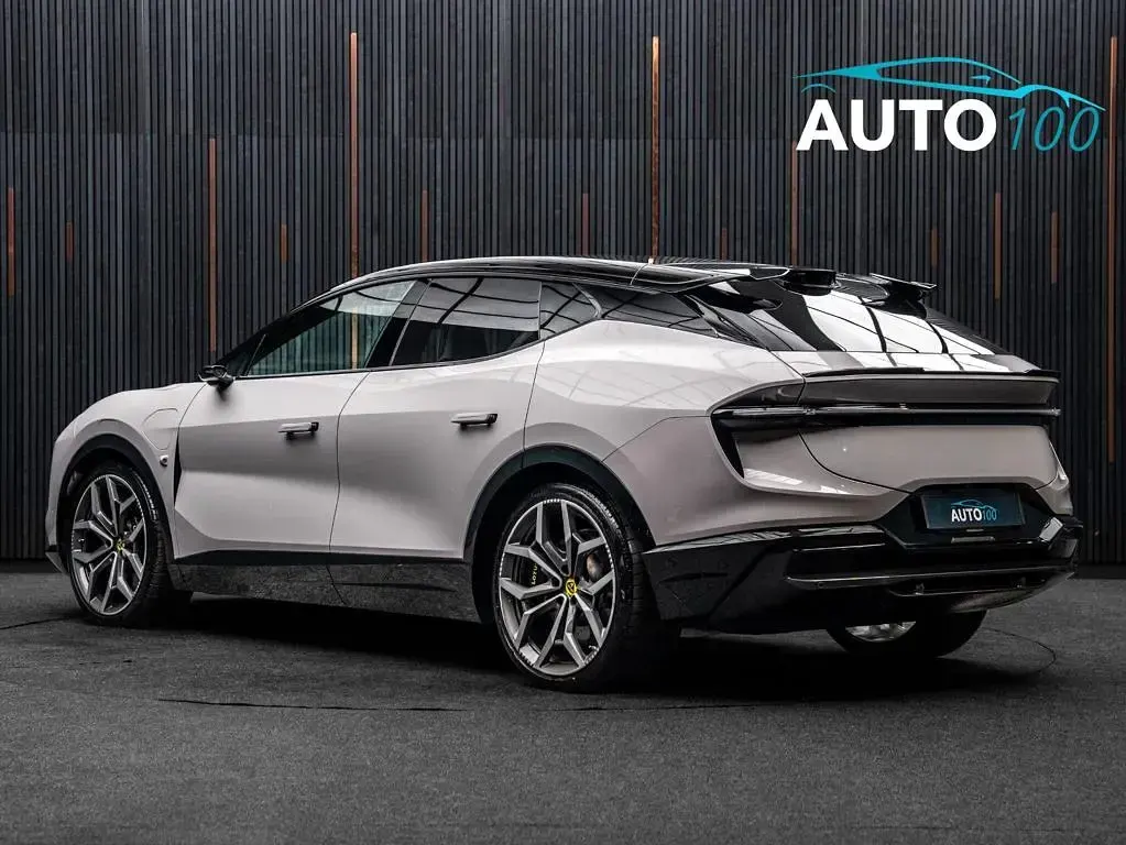 Used Lotus Eletre 661 kW (900 HP) 2023 SUV