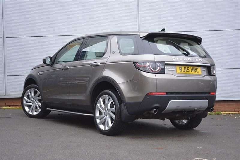 Used Land Rover Discovery Sport HSE Luxury 190 HP (139 kW) 2015 Kaikoura stone SUV